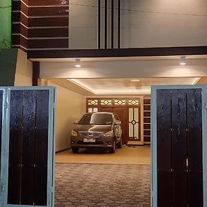 Guest House Omah Ningrat Surabaya